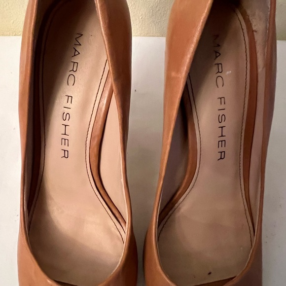Marc Fisher Tan Leather Peep Toe Pumps, Size 7, EUC - Picture 7 of 11